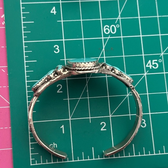 Sold ❤️ Turquoise southwestern sterling silver cuff - Picture 8 of 11